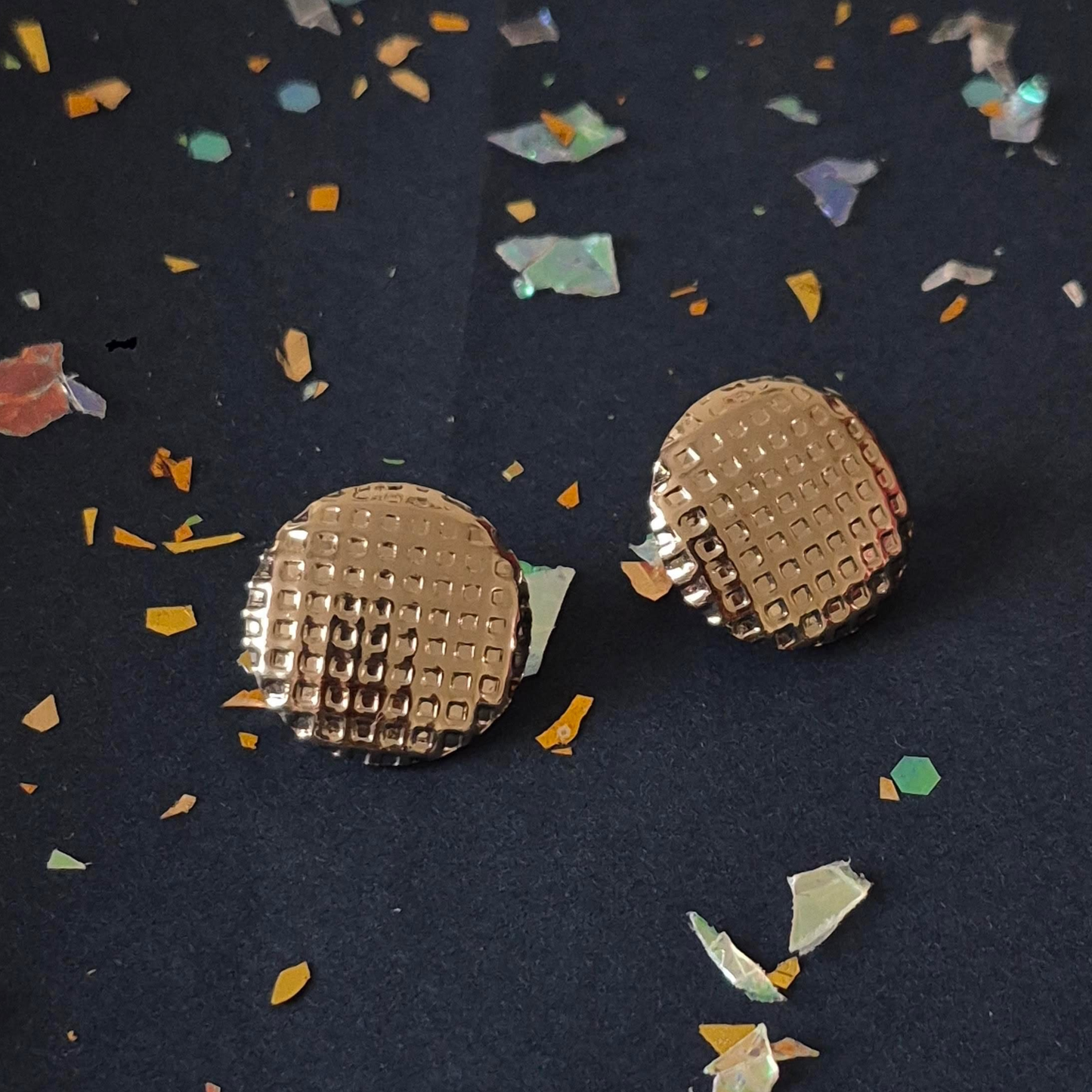 Aretes Satellite
