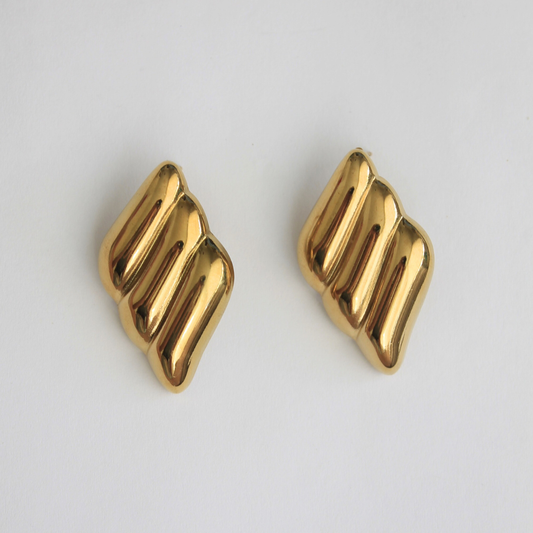 Aretes Triple